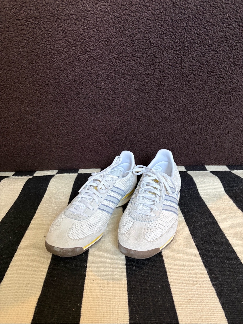 Adidas Sneakers